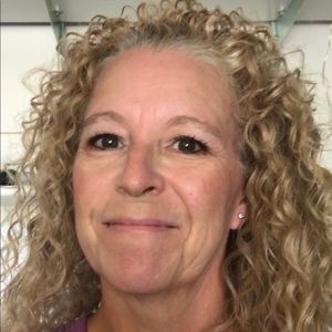 Meet your Posher, Eileen